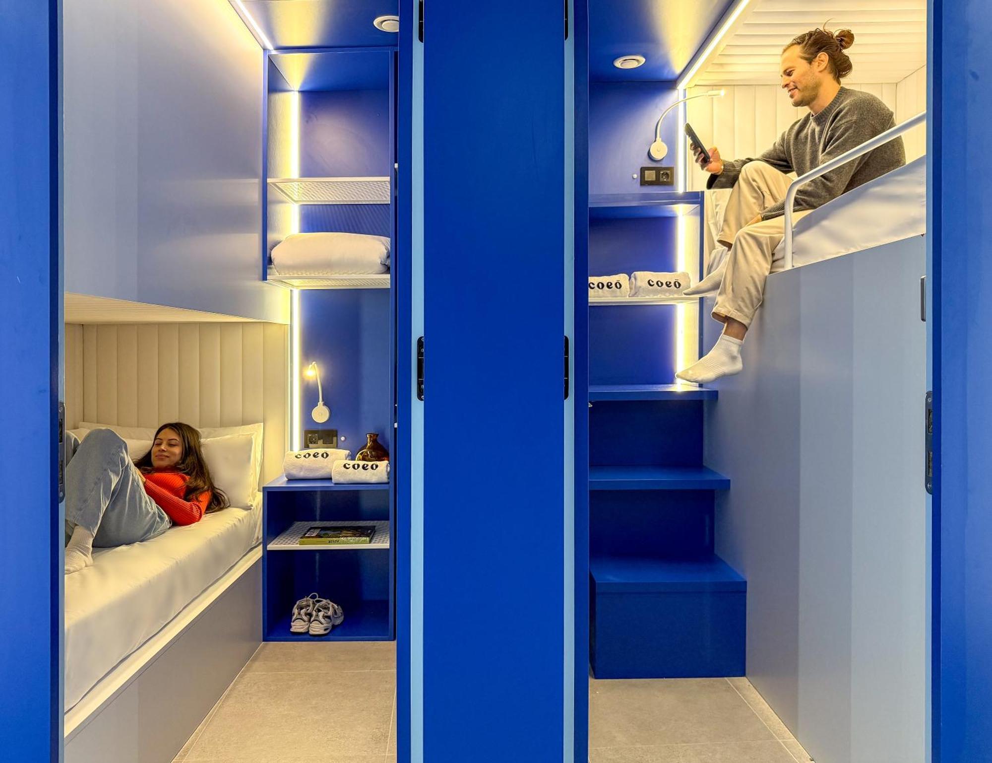 Coeo Hernan Ruiz Rooftop Pool Hostel มาลากา ภายนอก รูปภาพ
