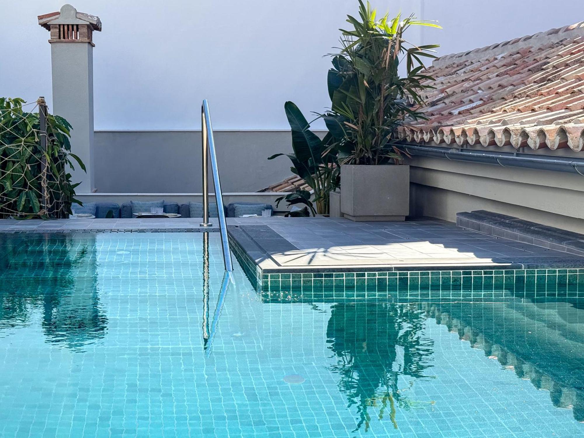 Coeo Hernan Ruiz Rooftop Pool Hostel มาลากา ภายนอก รูปภาพ